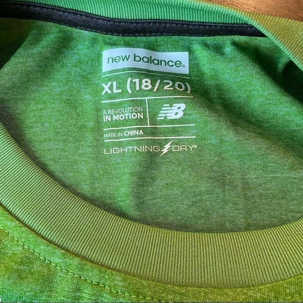 NWT new balance boys long sleeve top class